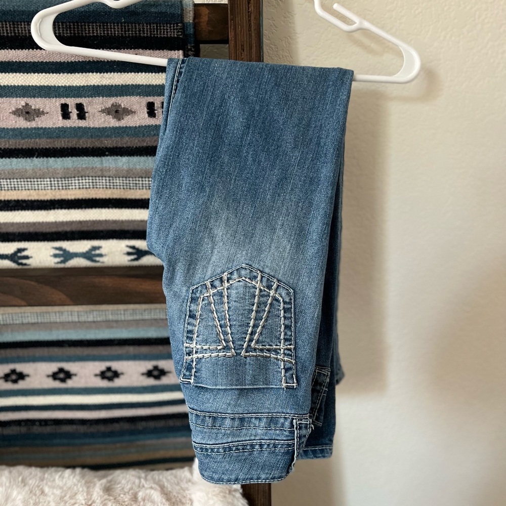 Seven7 Women's Ankle Cropped Jeans - Light Blue Wash